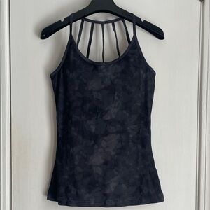 MPG Black Patterned Lattice Back Yoga Top